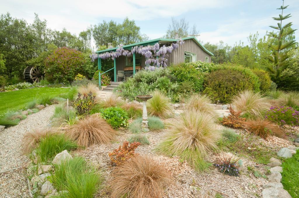 Waterwheel Cottage Upper Moutere Bagian luar foto
